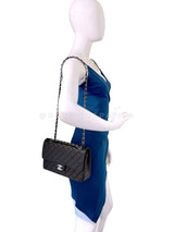 Chanel 2002 Vintage Black Lambskin Medium Classic Double Flap Bag SHW 2LS