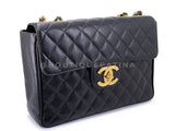 Chanel Vintage Caviar Jumbo Flap Bag 1995 Black Classic 24k GHW THW
