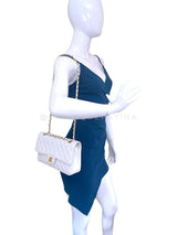 Chanel Vintage White Caviar Medium Classic Double Flap Bag 24k GHW 4RF