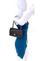 Chanel 2003 Vintage Black Caviar Medium Classic Double Flap Bag 24k GHW D3R