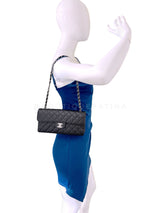Chanel Vintage Black Caviar East West Medium Classic Clutch Flap Bag SHW 7VJ
