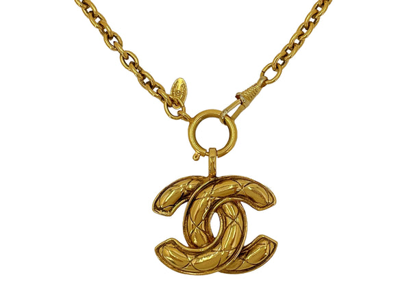 Chanel Vintage Large quilted 80s Necklace
