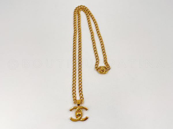 Chanel Vintage 96P Long Turnlock Choker Necklace Gold Plated