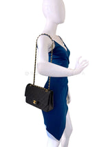 Chanel 2000 Vintage Black Medium Classic Double Flap Bag 24k GHW Lambskin 0O3