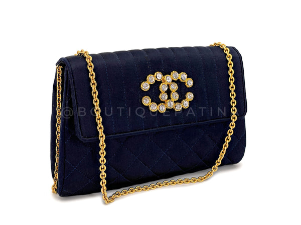 Chanel Blue Chain Around Maxi Luxe Flap Bag – Boutique Patina