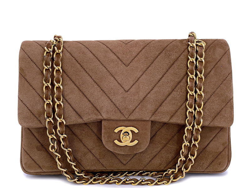 Chanel 1990 Vintage Suede Taupe Chevron Medium Flap Bag 24k GHW – Boutique  Patina