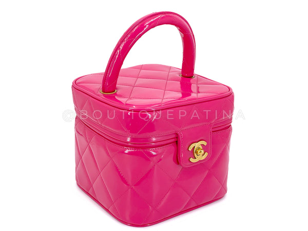 Chanel 1995 Vintage "Barbie" Pink Patent Heart-Mirror Vanity Case Bag