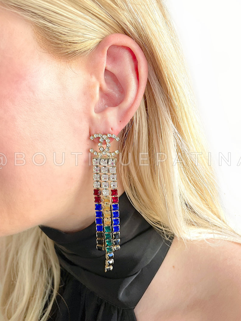 Chanel 19A Egypt Crystal Mesh Rainbow Strass Earrings Paris-New York 3-row KIA