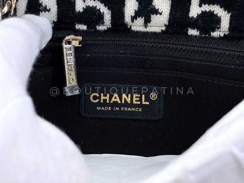 Chanel Coco Neige Rectangular Mini Flap Bag Cashmere Knit NE0