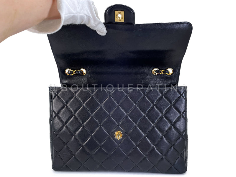 Chanel Black Vintage Jumbo Classic Flap Bag 24k GHW Lambskin GRP