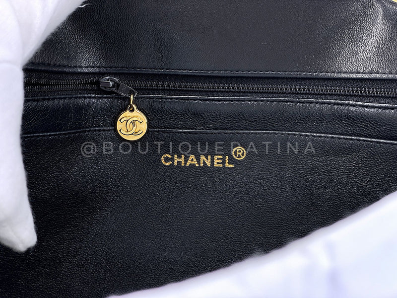 Chanel Black Vintage Jumbo Classic Flap Bag 24k GHW Lambskin GRP