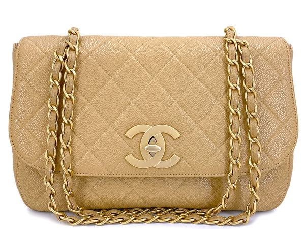 Chanel Vintage Beige Curved Caviar Jumbo Flap Bag 24k GHW Classic 2001