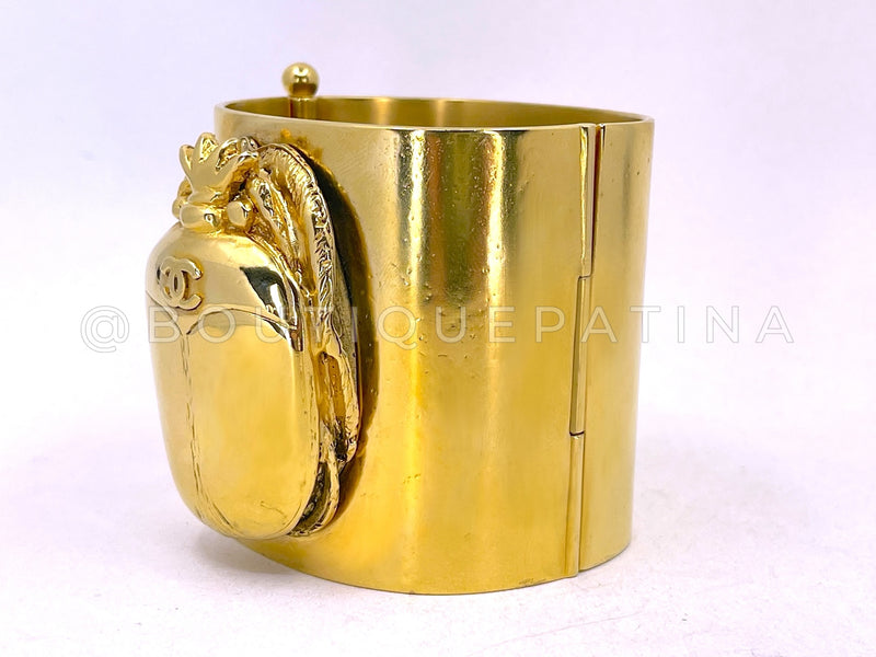 Chanel 19A Egypt Limited Hammered Gold Scarab Cuff Bracelet Paris-New York FY9