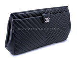 Chanel 13in Black Chevron Caviar Jumbo Clutch Bag SHW F0Q