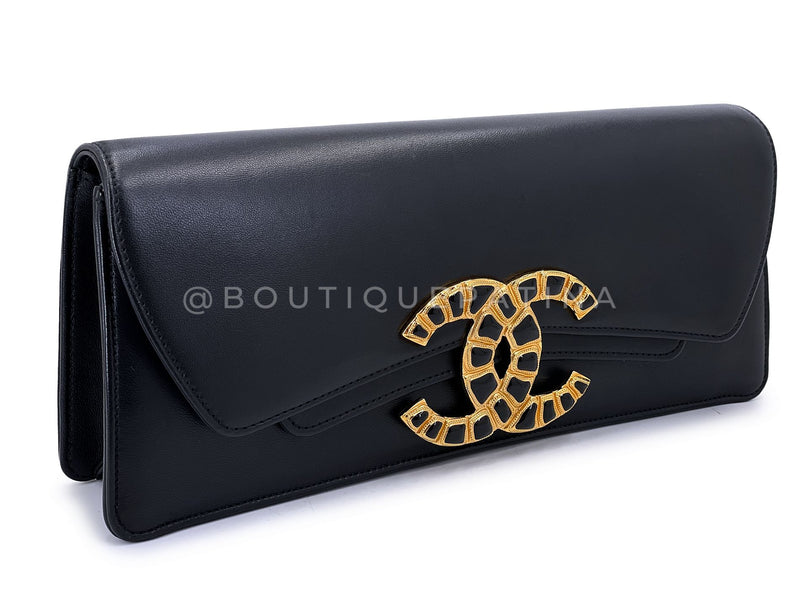 Chanel 19A Egypt Black Jumbo Clutch Bag Crocodile CC Paris-New York AVB