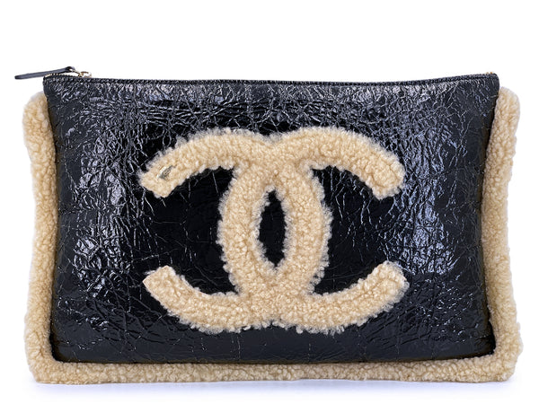 Rare Chanel 2019 Shearling Mania Crumpled Calfskin Clutch Bag Large O Case JMQ