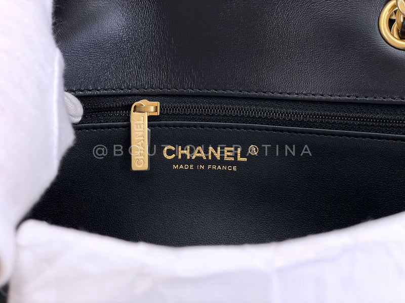 Chanel 2024 Quilted Maxi CC Mini Flap Bag GHW 06O