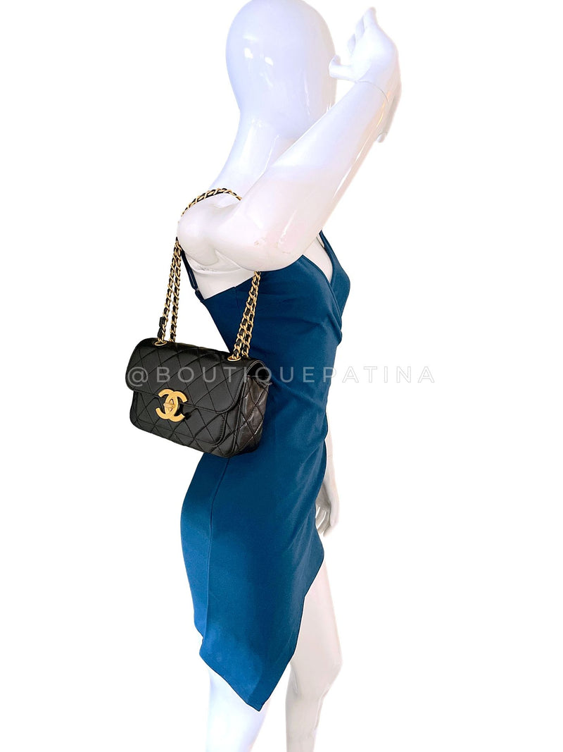 Chanel 2024 Quilted Maxi CC Mini Flap Bag GHW 06O