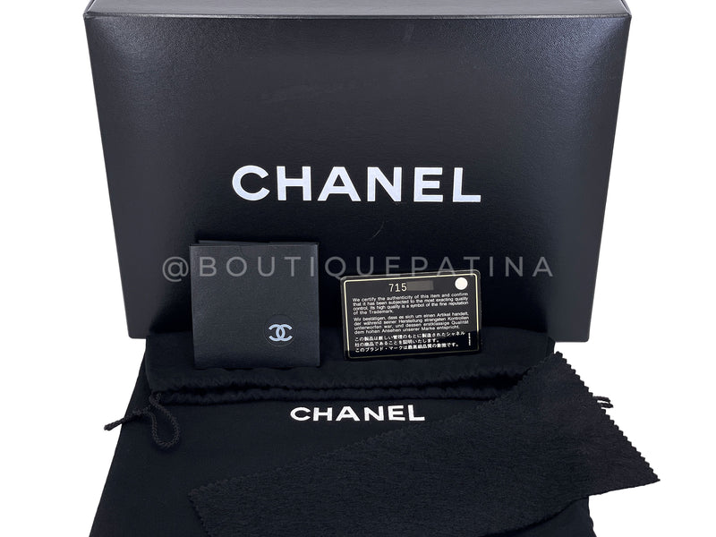 Chanel 2002 Vintage Black Caviar Small Classic Double Flap Bag 24k GHW  9TI