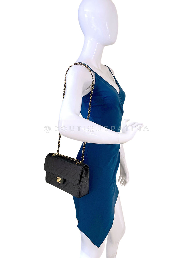 Chanel 2002 Vintage Black Caviar Small Classic Double Flap Bag 24k GHW  9TI