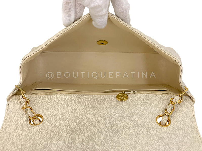 Chanel 1994 Vintage Pale Beige Caviar Medium Diana Flap Bag 24k GHW XI2