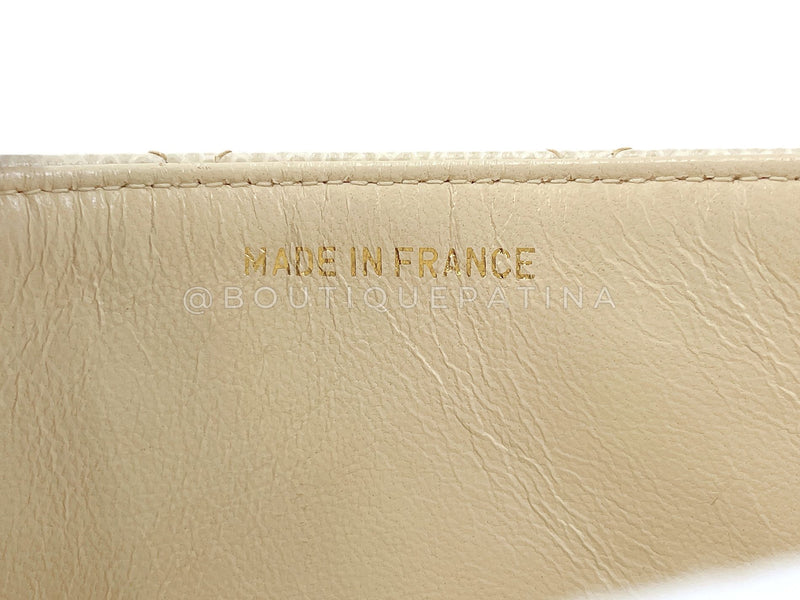 Chanel 1994 Vintage Pale Beige Caviar Medium Diana Flap Bag 24k GHW XI2