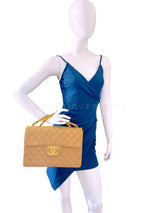 Chanel 1994 Vintage Wool Tweed Beige Quilted Classic Jumbo Clutch Flap Bag 24k GHW