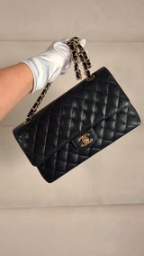 Chanel 2005 Vintage Black Caviar Medium Classic Double Flap Bag 24k GHW D3R