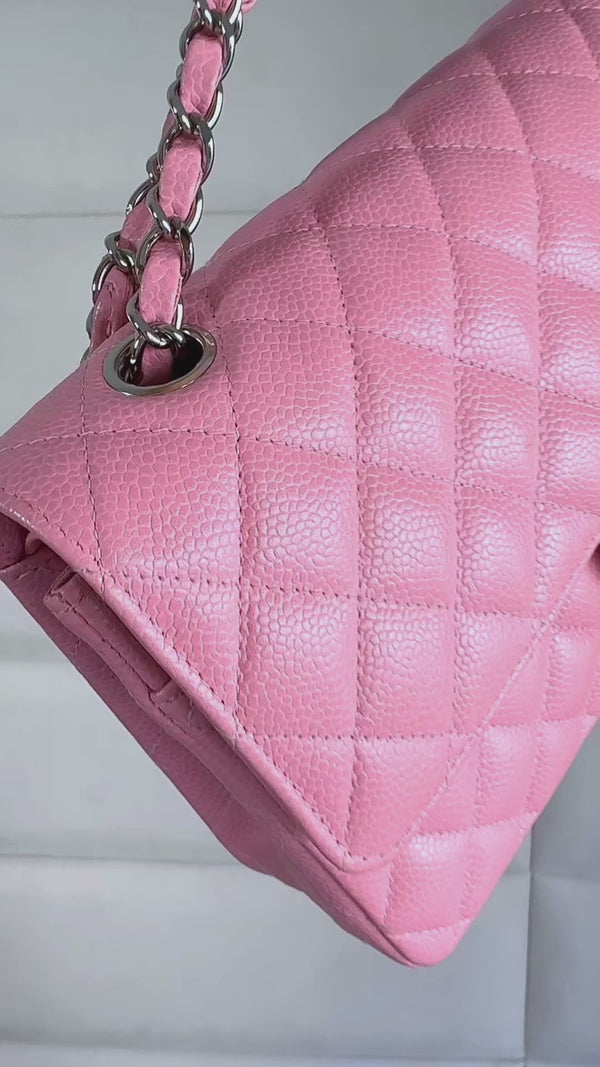 Chanel 2004 Vintage Sakura Pink Caviar Medium Classic Double Flap Bag SHW 7ZW