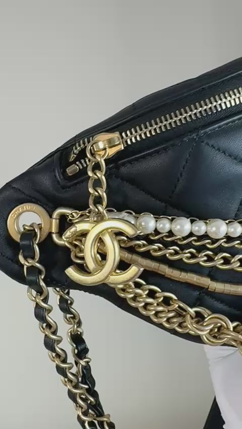 Chanel 19A Black All About Chains Pearl Fanny Pack Bag GHW Egypt Paris-New York 1LP