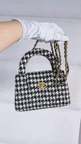 Chanel 24A Black White Houndstooth Small Kelly 2-Way Flap Bag 6NV