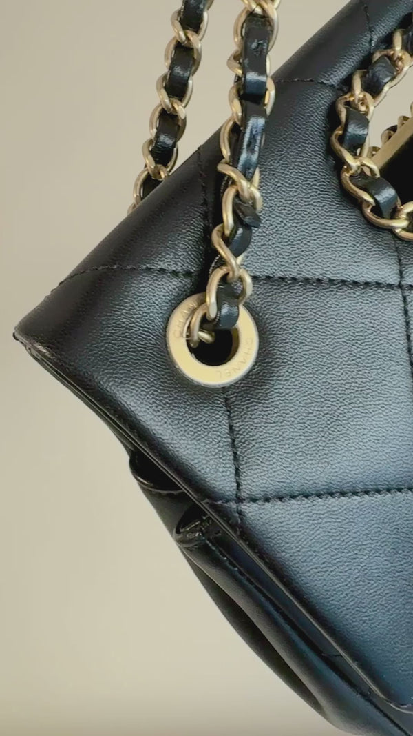 Chanel Black Chain Handle A Real Catch Flap Bag GHW 4LY