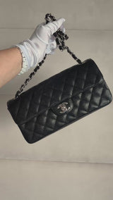Chanel Vintage 2008 Black Caviar East West Medium Classic Clutch Flap Bag SHW 7VJ