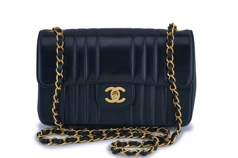 NEW w/ Tag CHANEL Black Caviar GHW Quilted Medium Classic Double