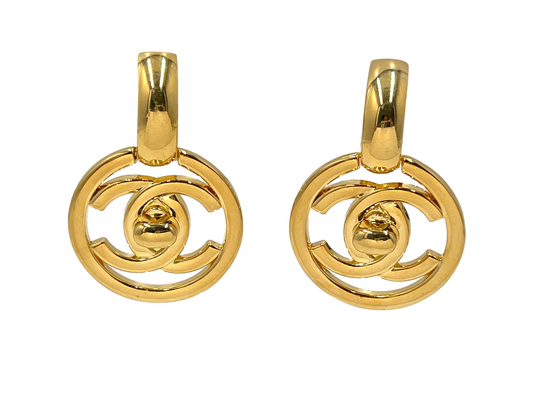 Chanel Vintage 97P Large Encircled Turnlock Drop Earrings Gold