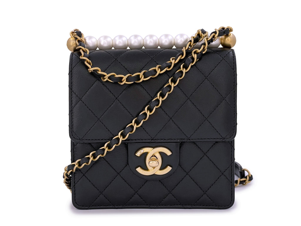 Chanel Runway Black Square Mini Flap Pearl Crush Bag Lambskin ref.194009 -  Joli Closet