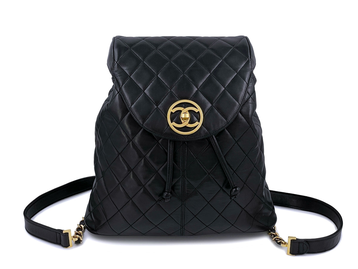 Chanel Vintage 1992 Black Quilted Classic Backpack Bag  display picture 1