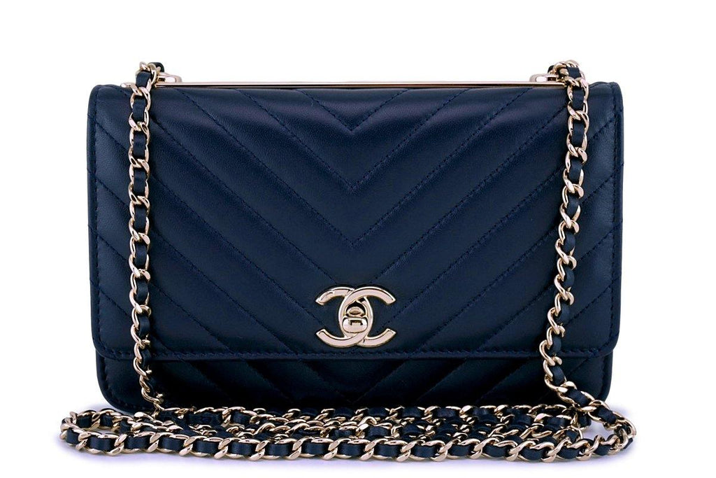Chanel Authenticated Trendy CC Wallet on Chain Handbag