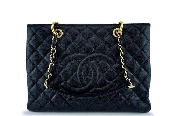 Chanel Medium Business Affinity Black Caviar in GHW Bag, Luxury, Bags &  Wallets on Carousell