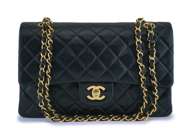 Chanel Vintage Black Lambskin Medium Classic Double Flap Bag 24k