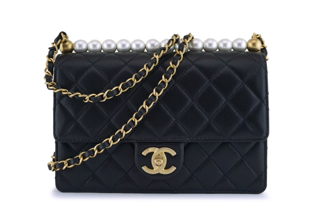 CHANEL Vintage Classic Double Flap Bag Quilted Lambskin Medium Black -  Chelsea Vintage Couture