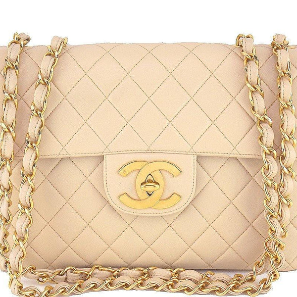 Chanel White Flap Caviar Jumbo Classic Bag – Boutique Patina