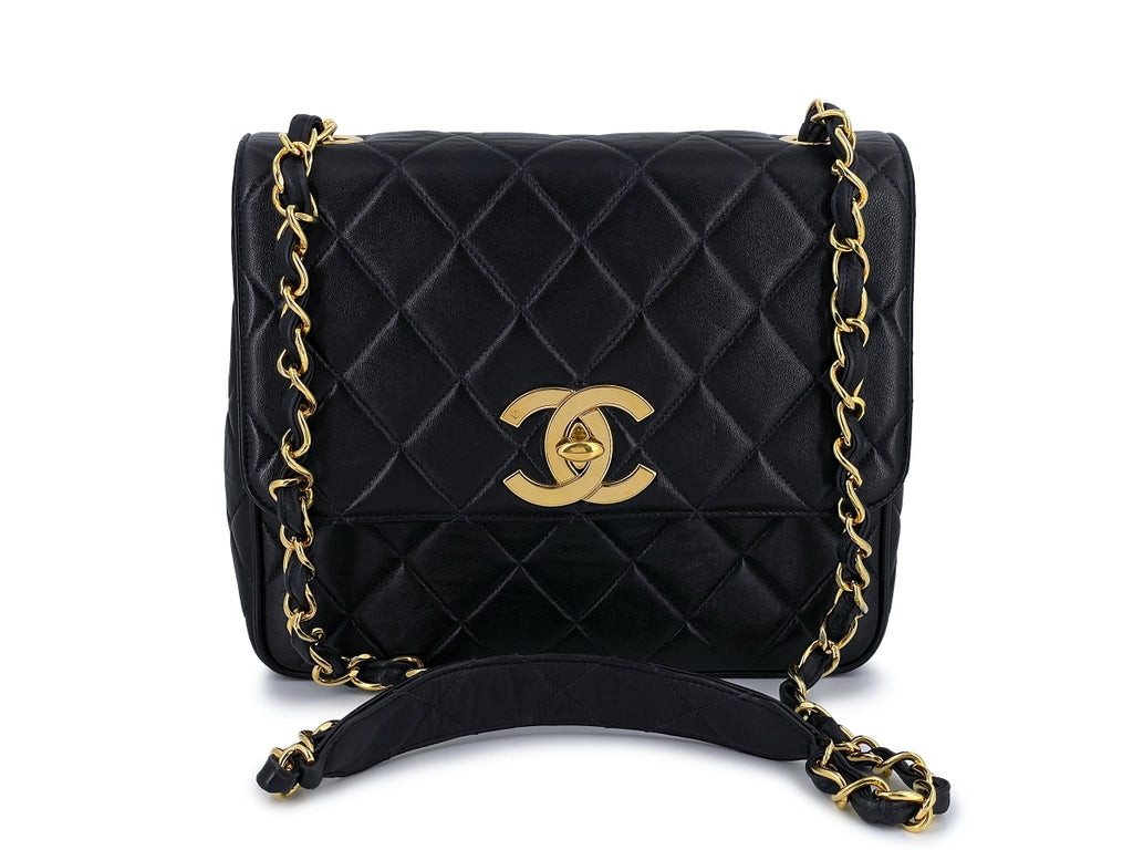 What Goes Around Comes Around Chanel Black Lambskin Cc Oval Bag Mini