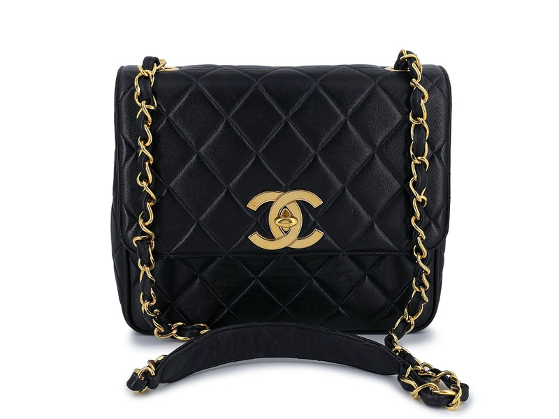 CHANEL Vintage 90s Black Lambskin Leather Classic Flap Quilted