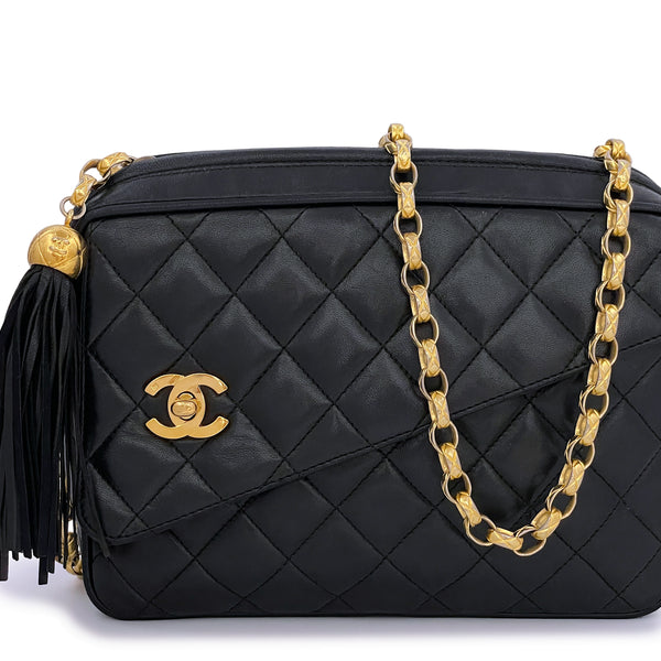 Chanel 1992 Vintage Black Quilted Flap Camera Case Bag Bijoux Chain 24 –  Boutique Patina