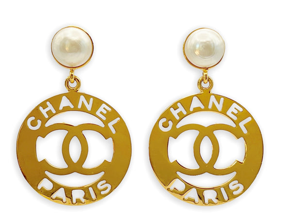 Chanel Vintage 1980s Cutout Hoop Drop Pearl Earrings - Boutique Patina