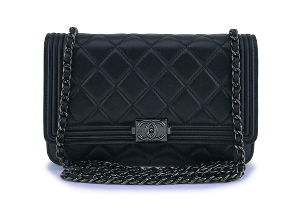 NIB 19S Chanel Iridescent Black-Purple Caviar Classic Wallet on Chain – Boutique  Patina
