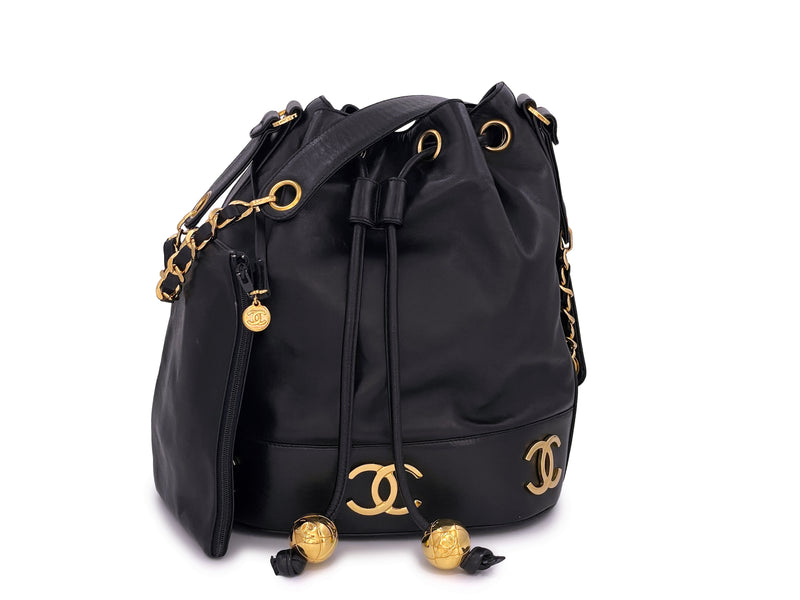 Chanel 1992 Vintage Medium Drawstring Bucket Bag Black Lambskin 24k GHW - Boutique Patina