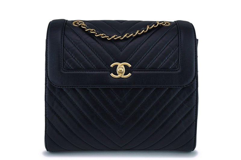 Pristine Chanel Aged Calfskin Large Chevron Framed Backpack Bag GHW –  Boutique Patina