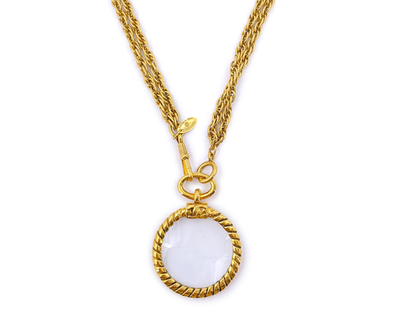 Chanel Vintage 95A Mother of Pearl CC Pendant Long Necklace – Boutique  Patina
